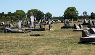 photo of Woodburn Cemetery